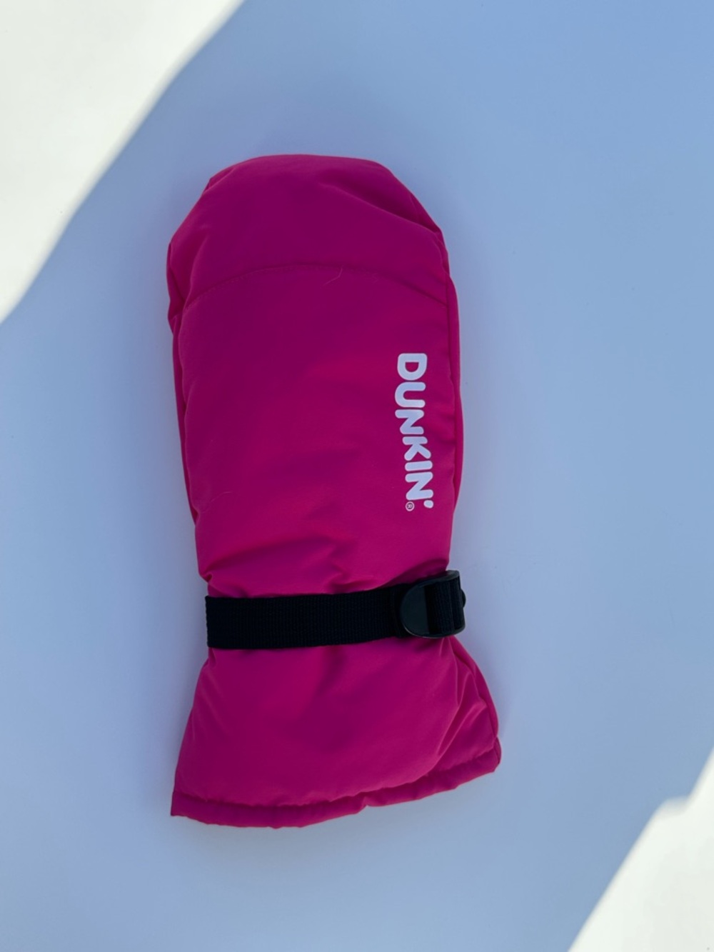 Dunkin' Hot Pink Insulated Mitten